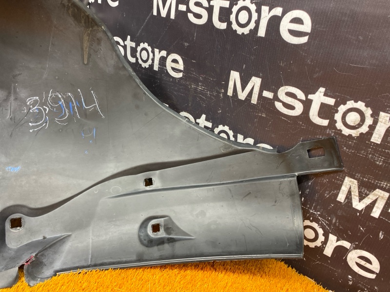 подкрылок, 1500 рублей, Красноярск