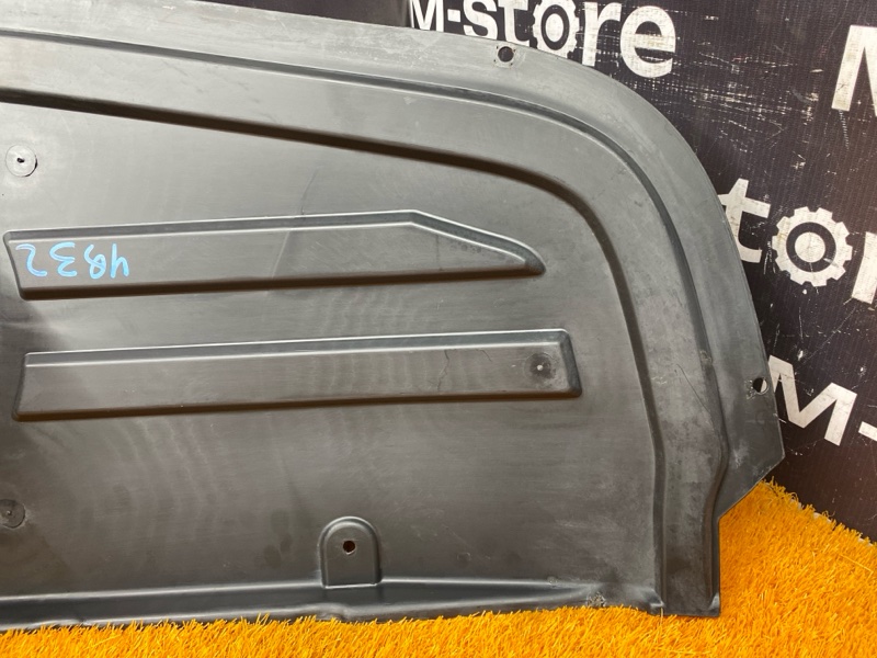 подкрылок, 1000 рублей, Красноярск