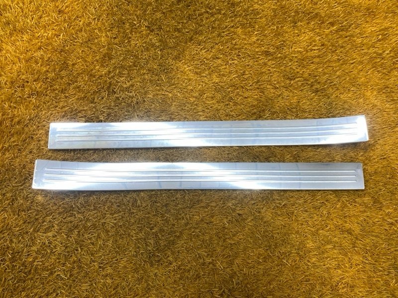 Накладка на порог салона, 500 рублей, Красноярск