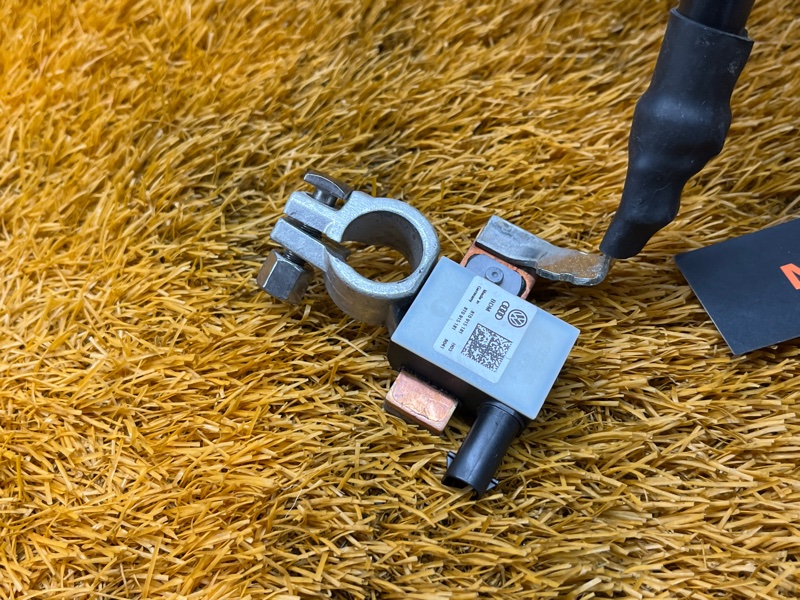 Клемма аккумулятора минус, 1300 рублей, Красноярск