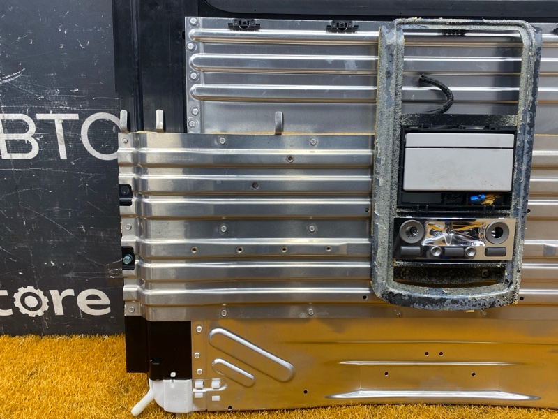 люк, 2500 рублей, Красноярск