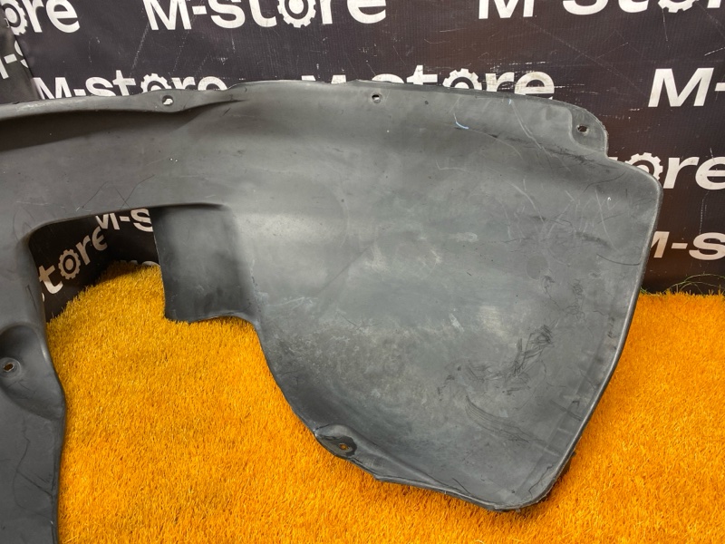 подкрылок, 8500 рублей, Красноярск