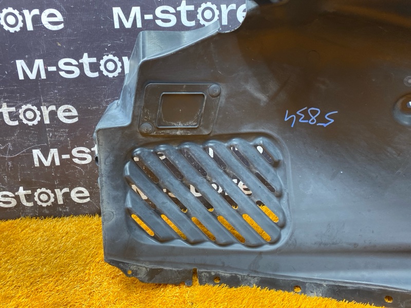 подкрылок, 5000 рублей, Красноярск