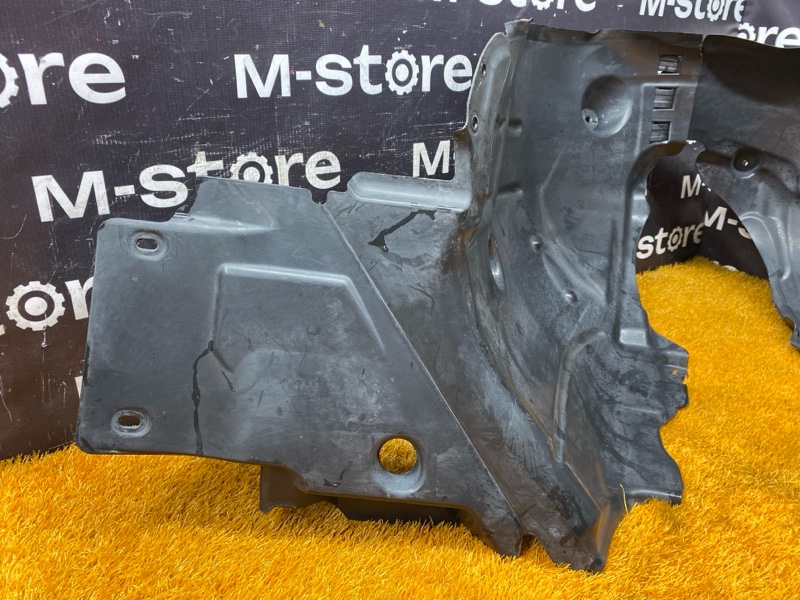 подкрылок, 8000 рублей, Красноярск