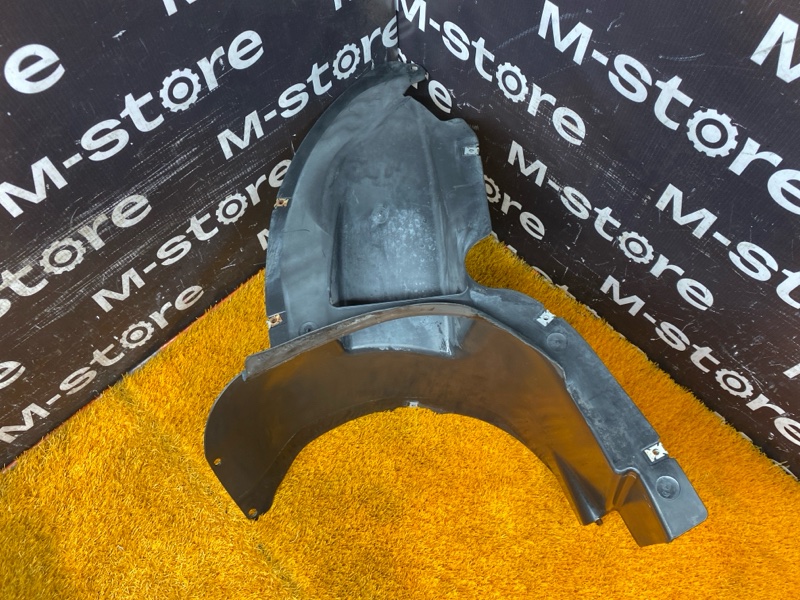 подкрылок, 4000 рублей, Красноярск