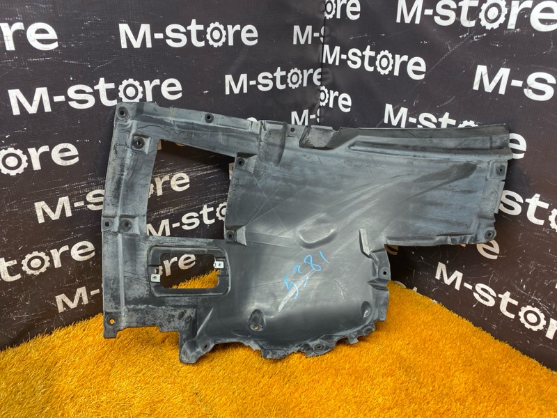 подкрылок, 3000 рублей, Красноярск