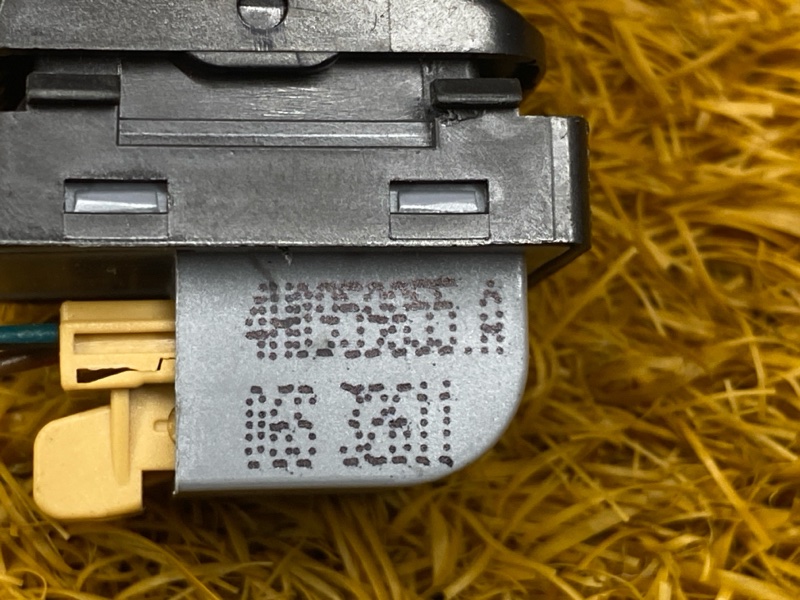 кнопка стеклоподъемника, 550 рублей, Красноярск