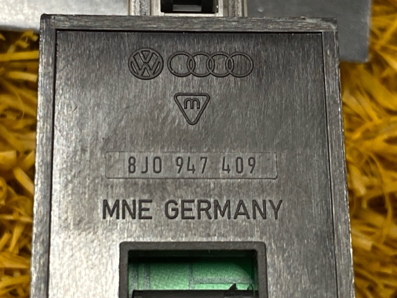 плафон освещения, 600 рублей, Красноярск