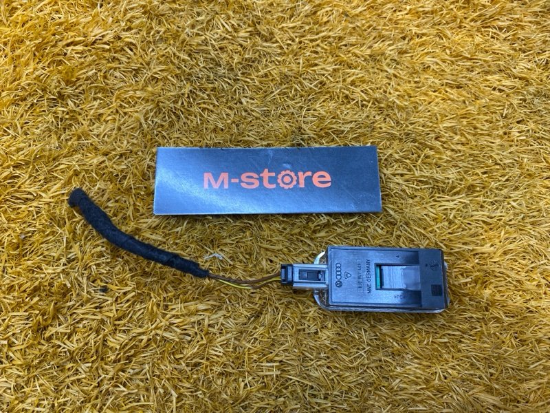 плафон освещения, 600 рублей, Красноярск