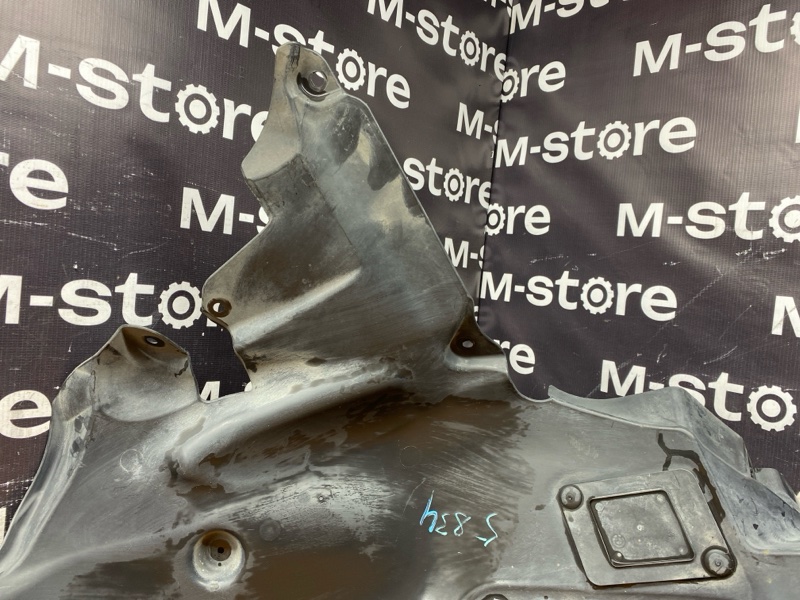 подкрылок, 5000 рублей, Красноярск