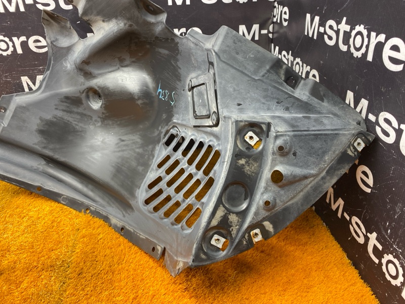 подкрылок, 5000 рублей, Красноярск