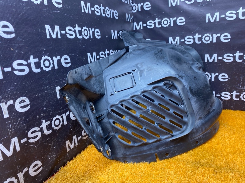 подкрылок, 5000 рублей, Красноярск