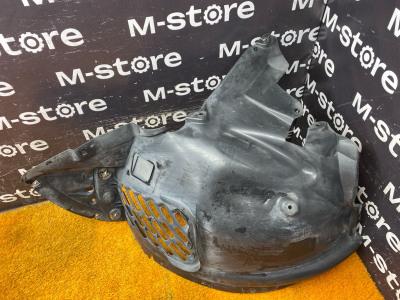 подкрылок, 5000 рублей, Красноярск