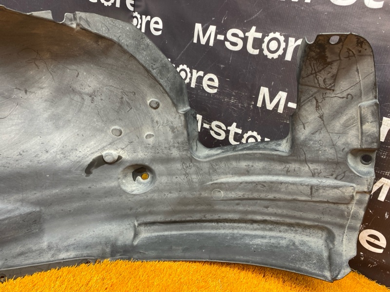 подкрылок, 300 рублей, Красноярск