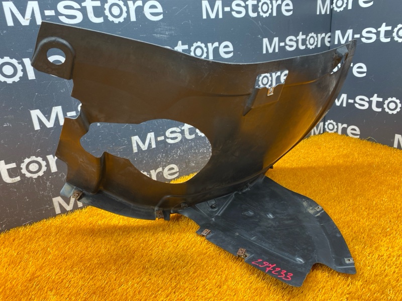 подкрылок, 4000 рублей, Красноярск