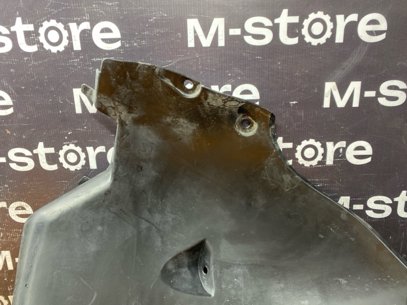 подкрылок, 300 рублей, Красноярск