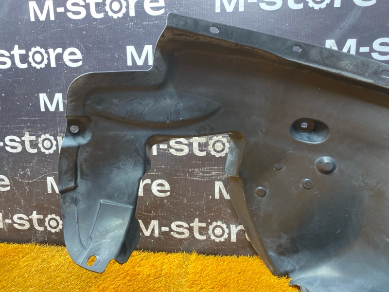 подкрылок, 900 рублей, Красноярск