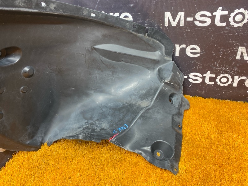 подкрылок, 900 рублей, Красноярск