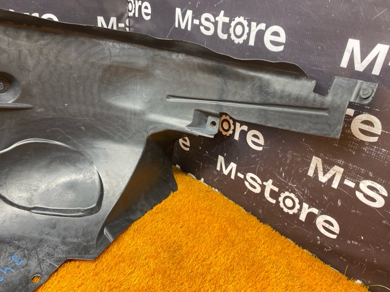 подкрылок, 2000 рублей, Красноярск