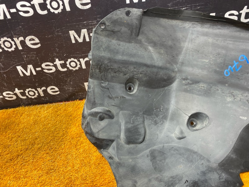 подкрылок, 1000 рублей, Красноярск