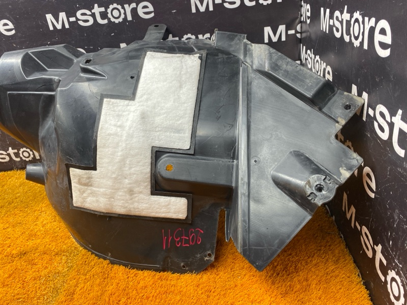 подкрылок, 3500 рублей, Красноярск