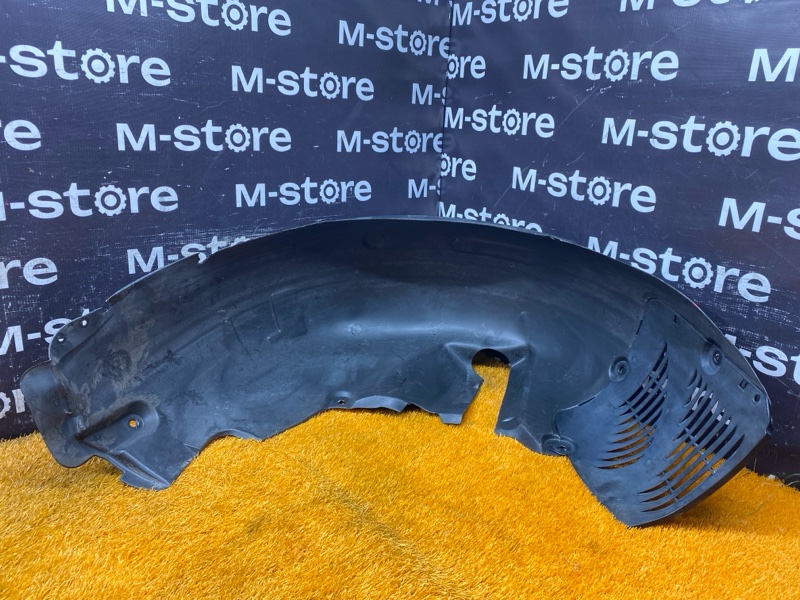 подкрылок, 500 рублей, Красноярск