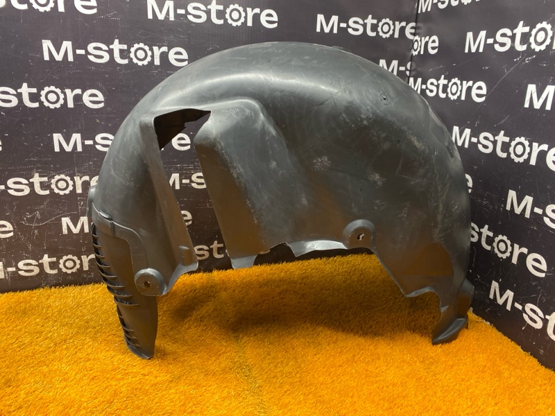 подкрылок, 500 рублей, Красноярск