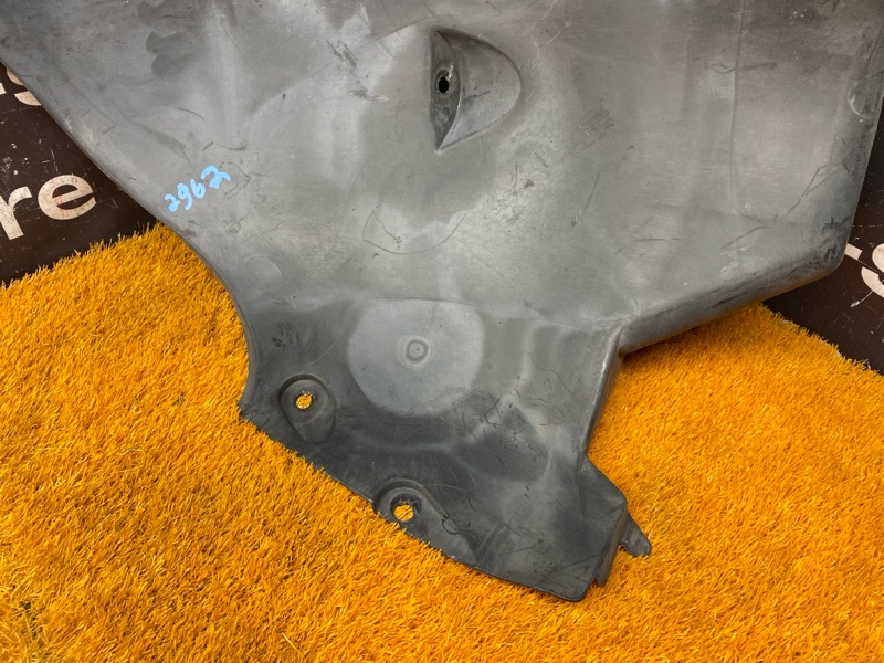 подкрылок, 2000 рублей, Красноярск