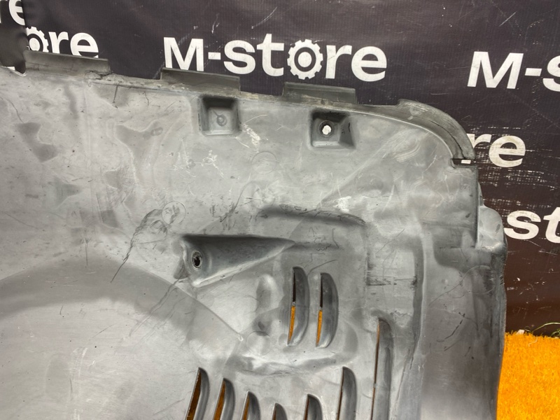 подкрылок, 3500 рублей, Красноярск