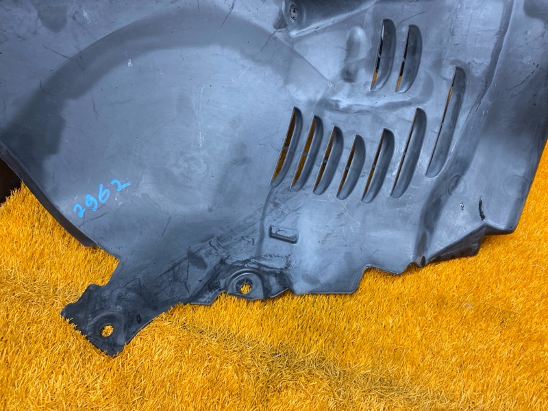 подкрылок, 3500 рублей, Красноярск