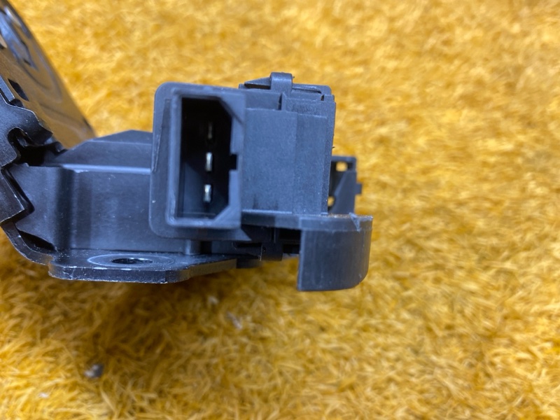 замок багажника, 4000 рублей, Красноярск