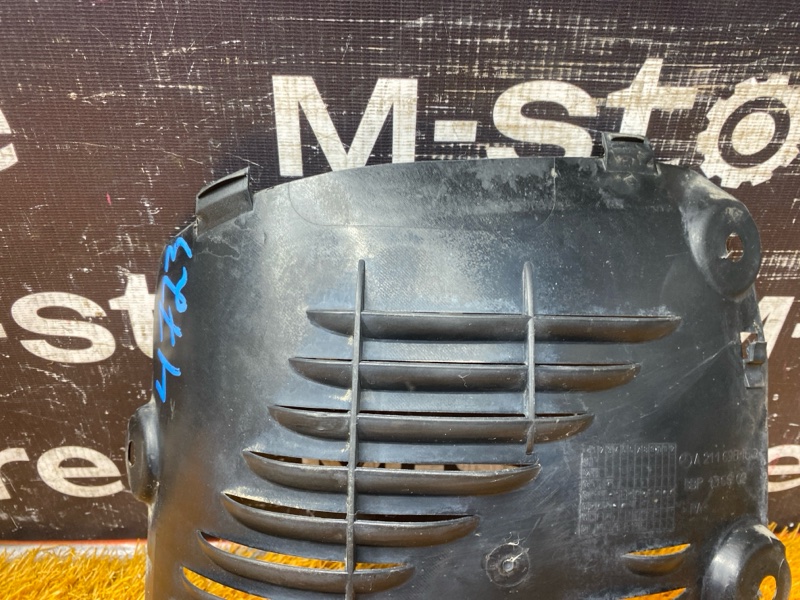 подкрылок, 300 рублей, Красноярск