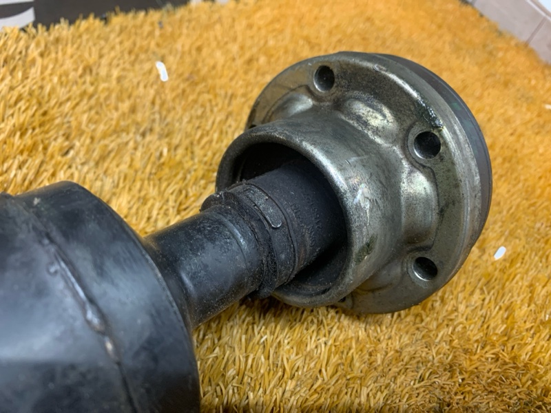 карданный вал, 32000 рублей, Красноярск