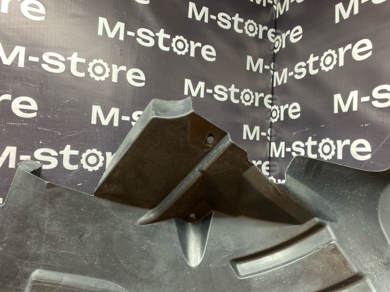 подкрылок, 5000 рублей, Красноярск