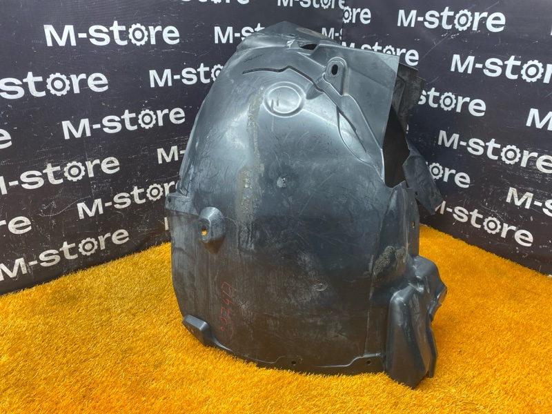 подкрылок, 7000 рублей, Красноярск