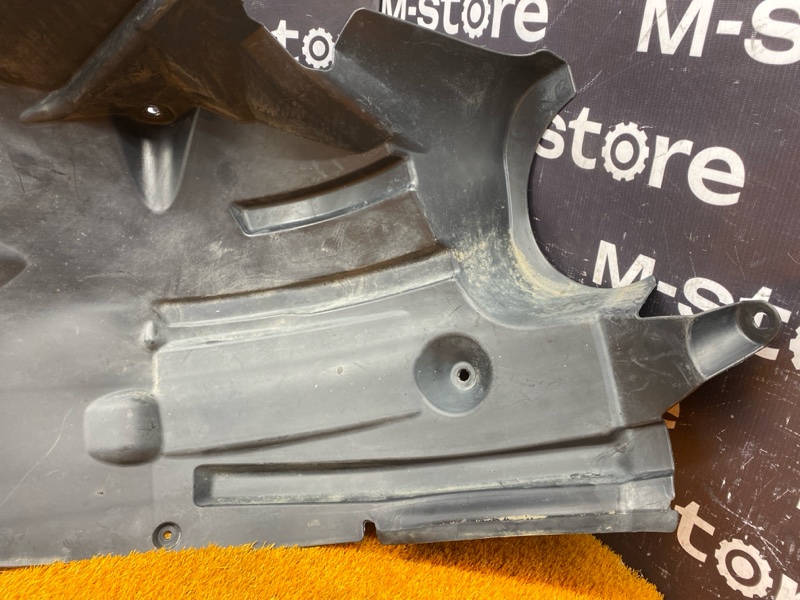 подкрылок, 4000 рублей, Красноярск