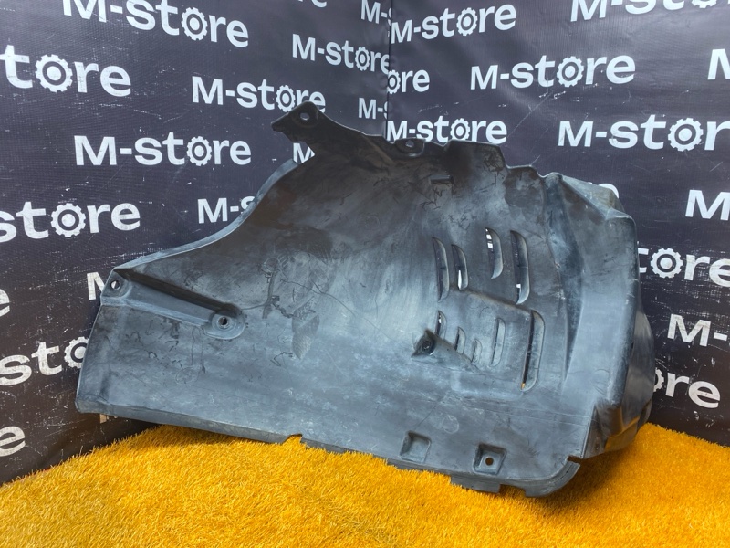 подкрылок, 4000 рублей, Красноярск