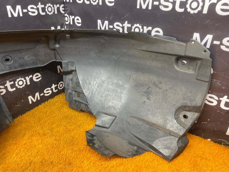 подкрылок, 7000 рублей, Красноярск