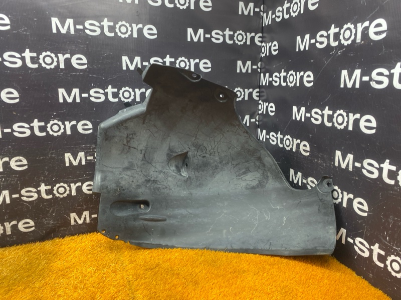 подкрылок, 2000 рублей, Красноярск