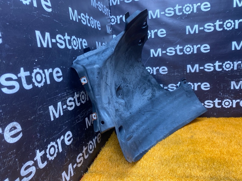 подкрылок, 2000 рублей, Красноярск