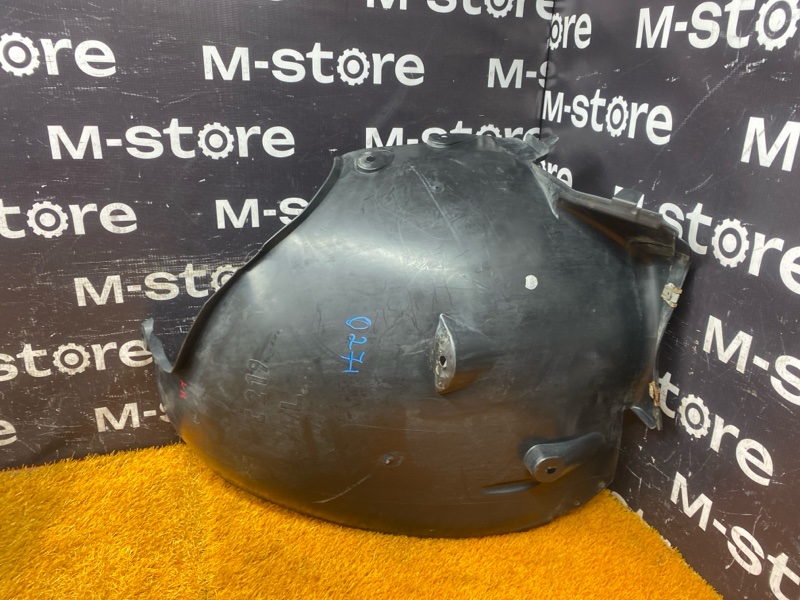 подкрылок, 2000 рублей, Красноярск