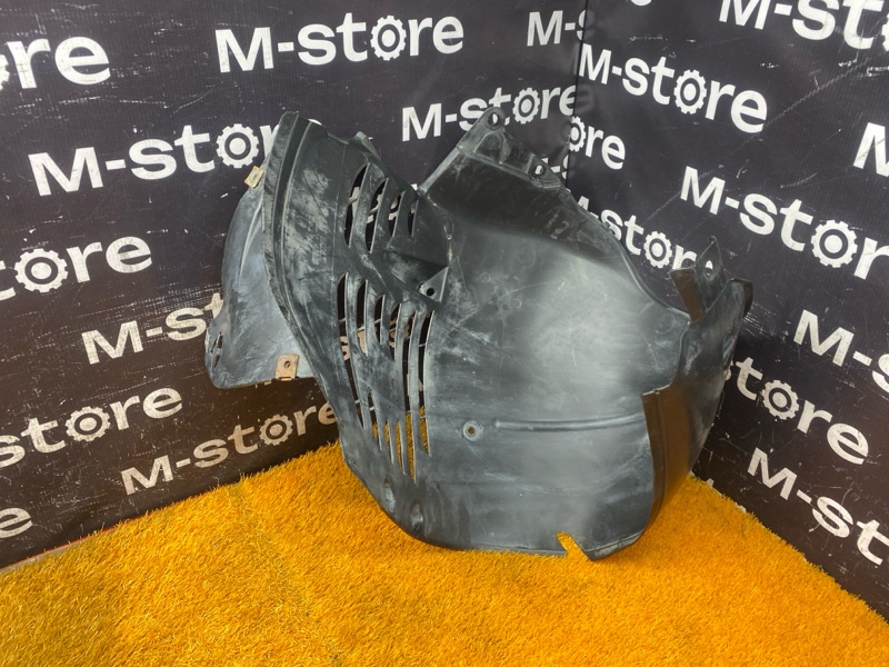 подкрылок, 4500 рублей, Красноярск