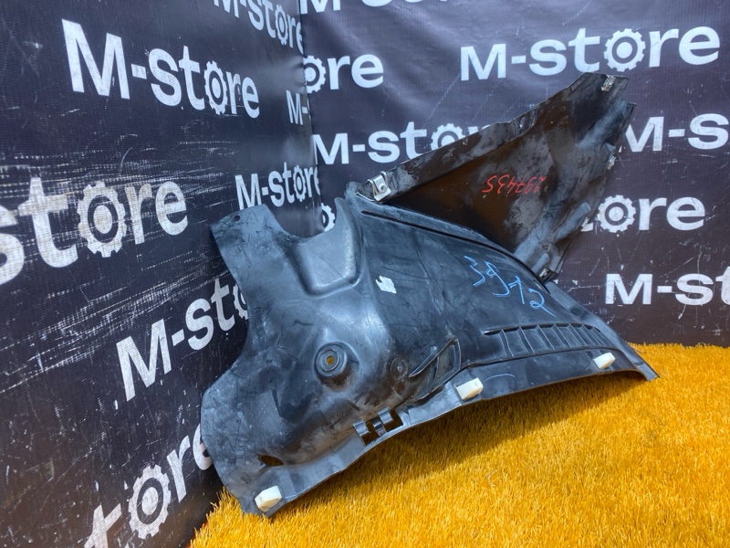 подкрылок, 5000 рублей, Красноярск