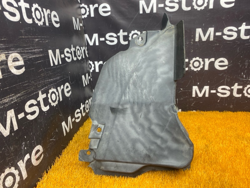 подкрылок, 3000 рублей, Красноярск