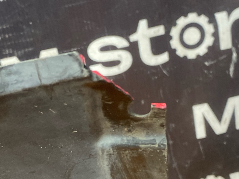 подкрылок, 3000 рублей, Красноярск