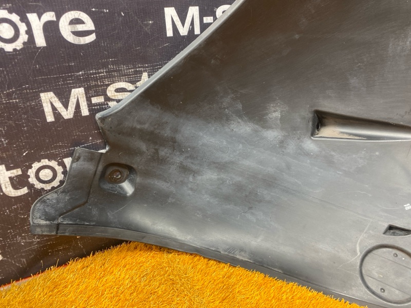 подкрылок, 1500 рублей, Красноярск