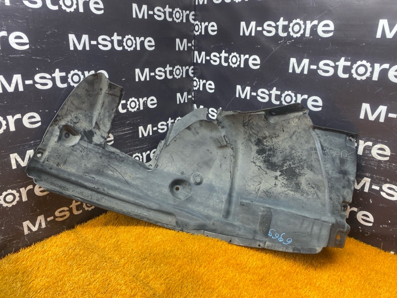 подкрылок, 500 рублей, Красноярск