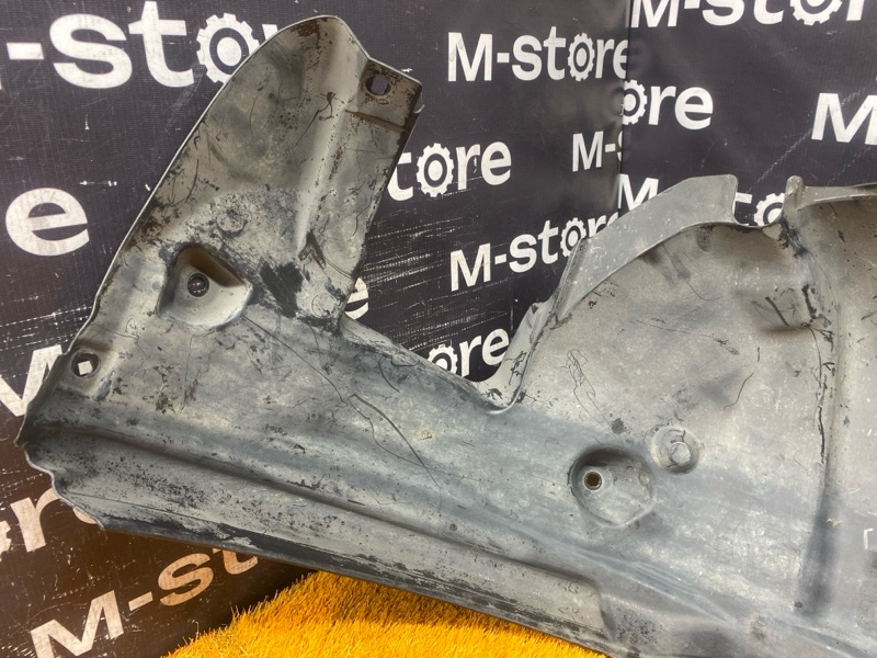 подкрылок, 500 рублей, Красноярск