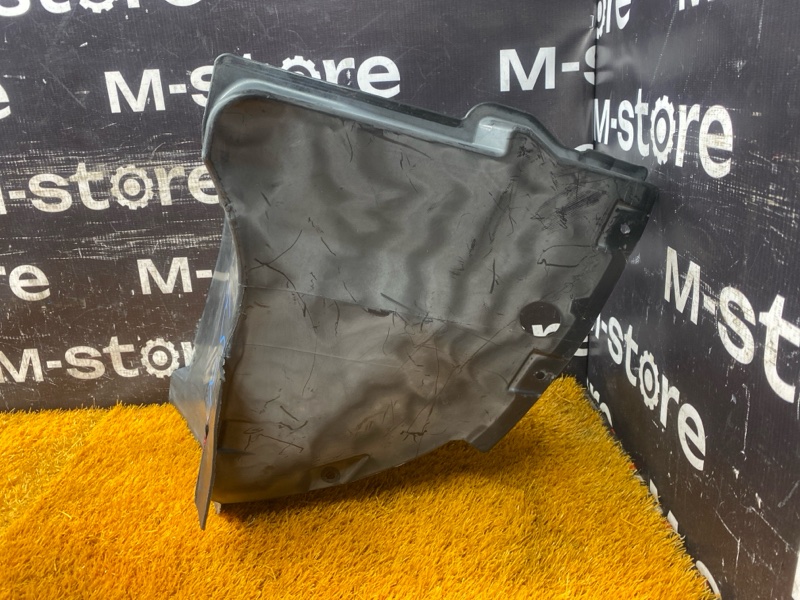 подкрылок, 2000 рублей, Красноярск