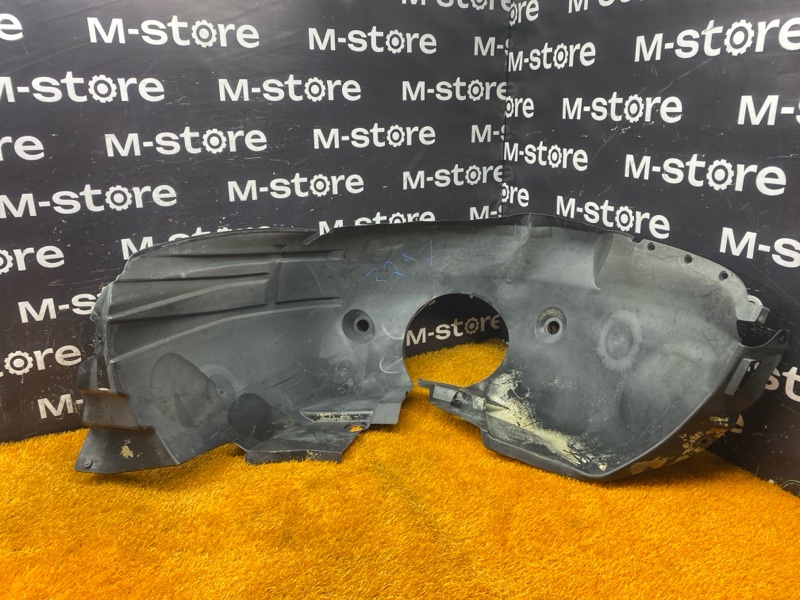 подкрылок, 7000 рублей, Красноярск